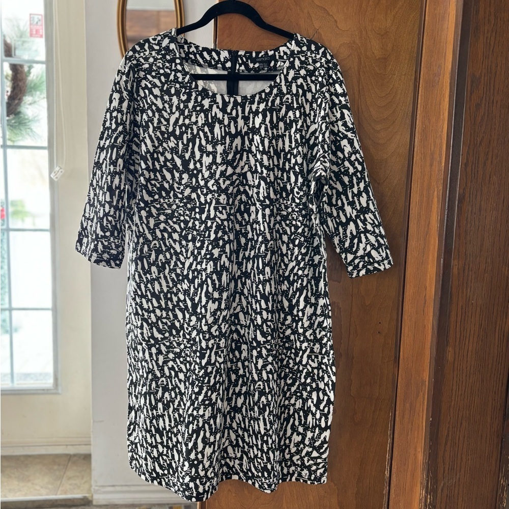 🍦Plus Size Black and White Long Sleeve Dress